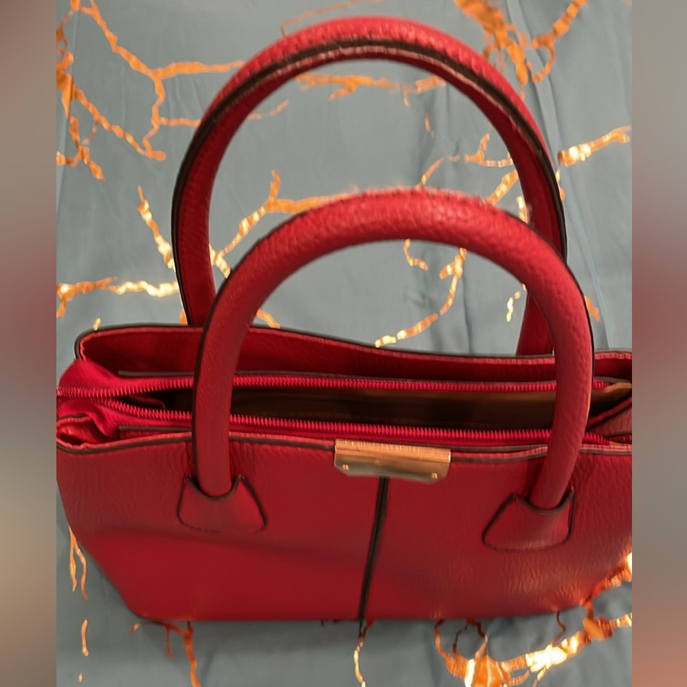 Red Leather Handbag - Picture 6 of 6